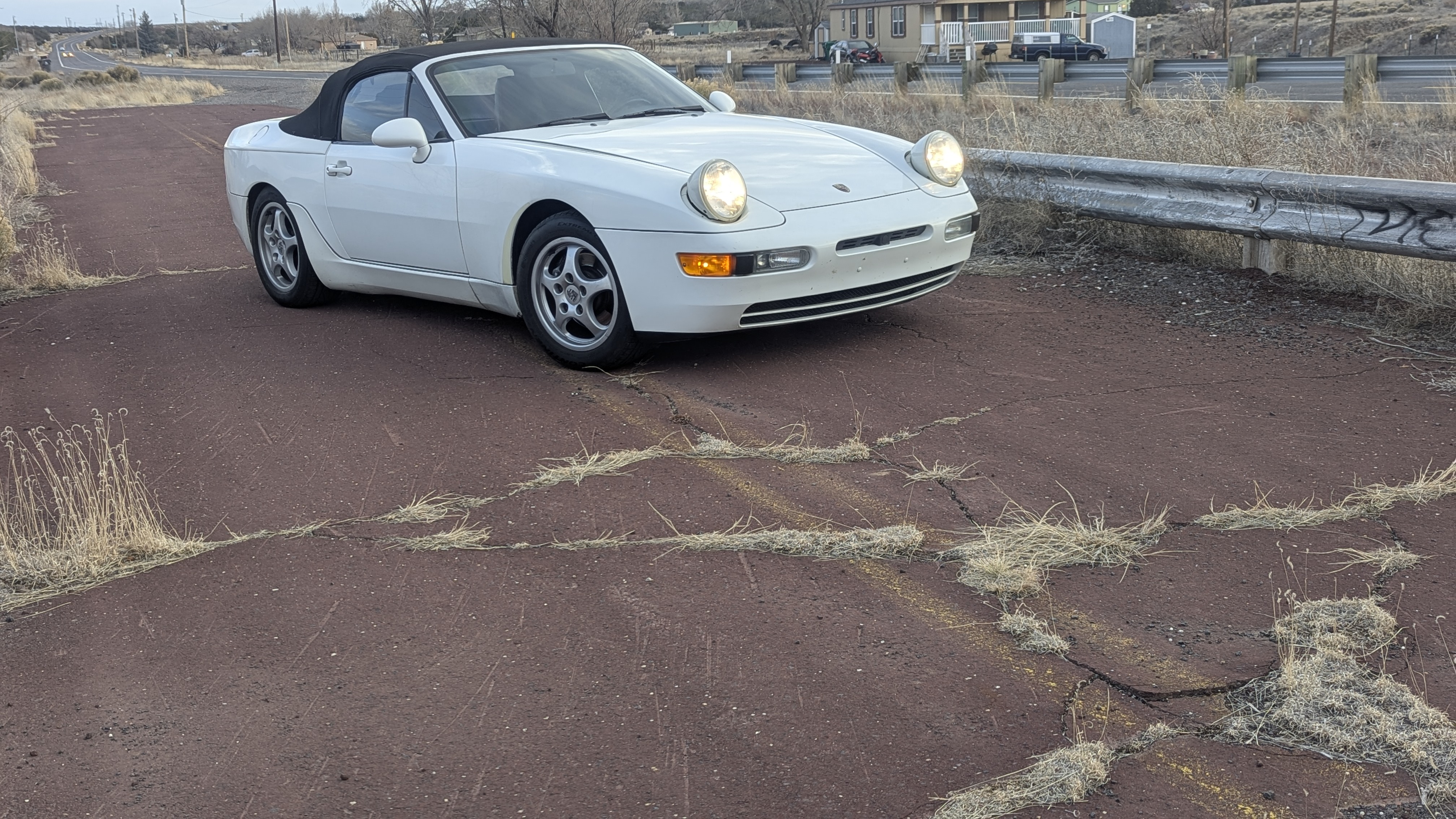 Silke, white Porsche 968 Cabriolet